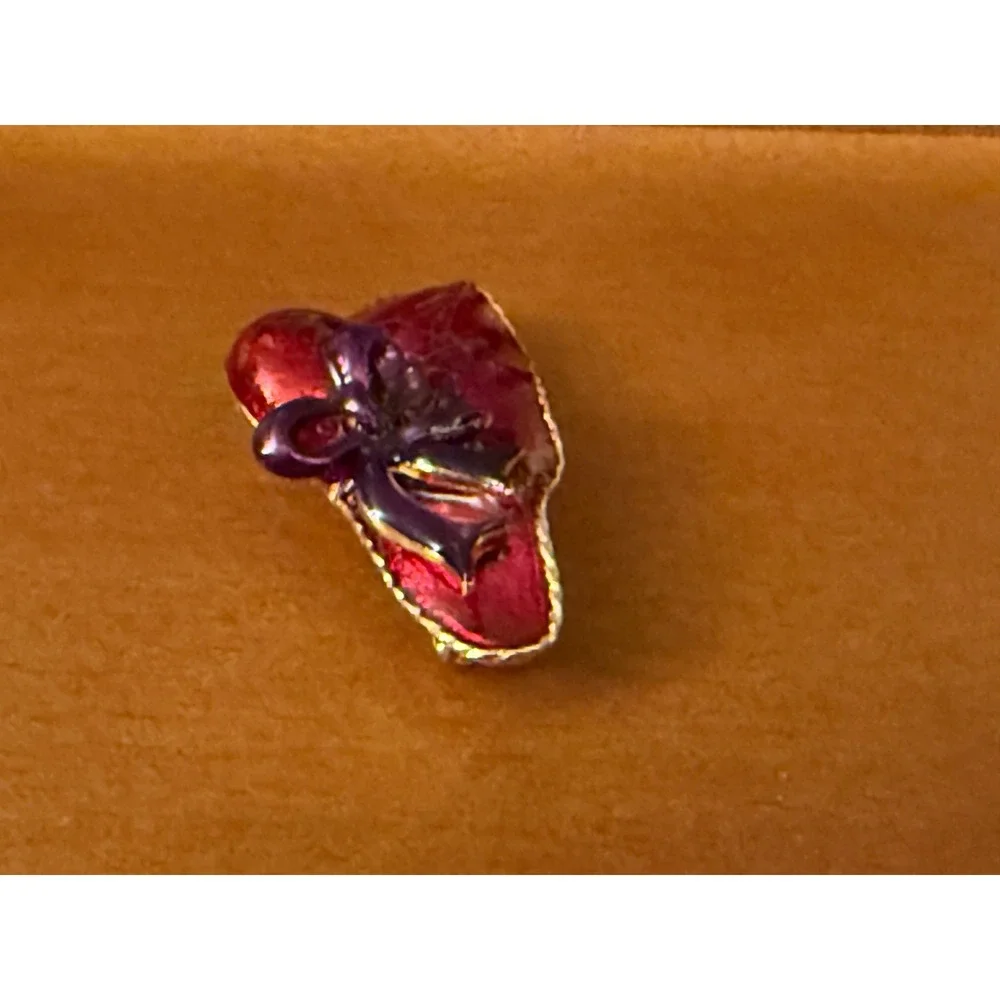 Vintage Red Hat Society Enamel Brooch Purple Bow Rhinestone Gold Tone Pin